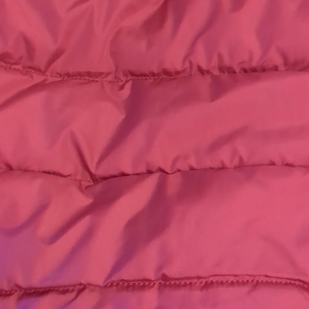 Old Navy girls pink puffer vest size 4t zipper closure with pockets